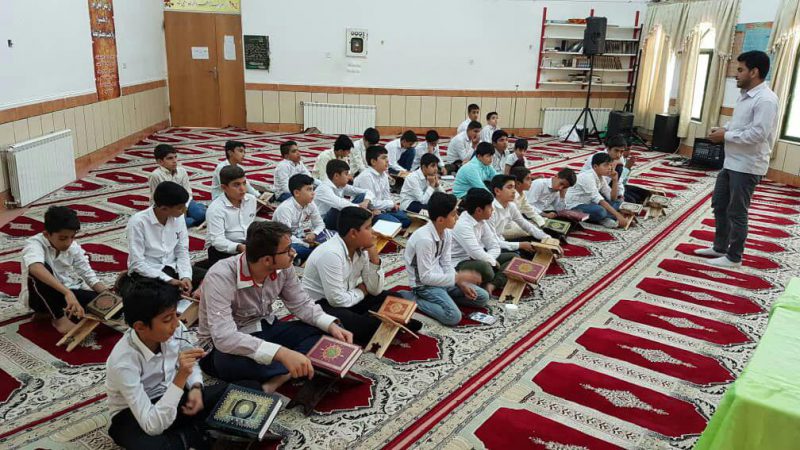 ۱۰۰ قرآن آموز از ۶ استان و ۲۴ شهر و روستا در مراکز شبانه روزی حفظ مجمع القرآن فاطمیون + عکس