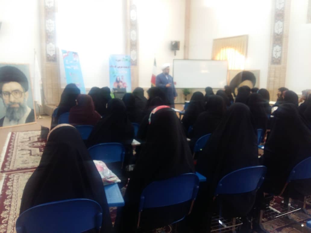 دوره تربیت مربی کودک از طرف واحد خواهران مجمع القرآن برگزار گردید