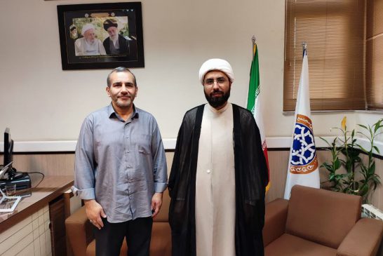 دیدار مسئول مجمع القرآن با مدیر مجتمع آموزشی امام صادق علیه السلام تهران